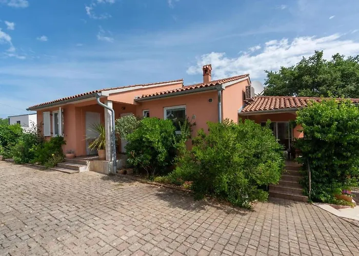 Apartmán At Vintiana *